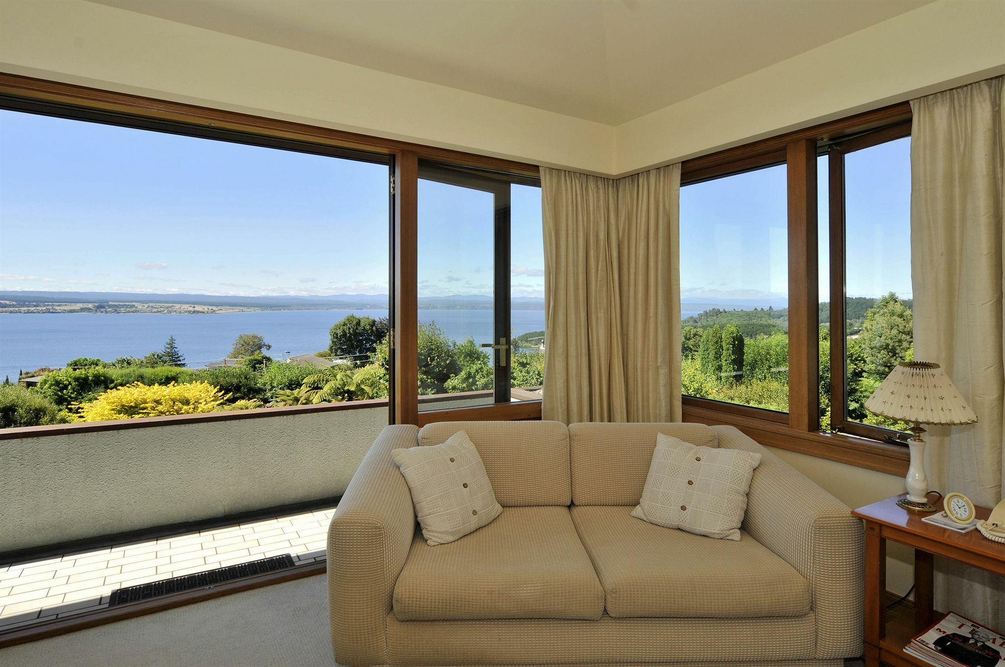 Lake Taupo Lodge Kültér fotó